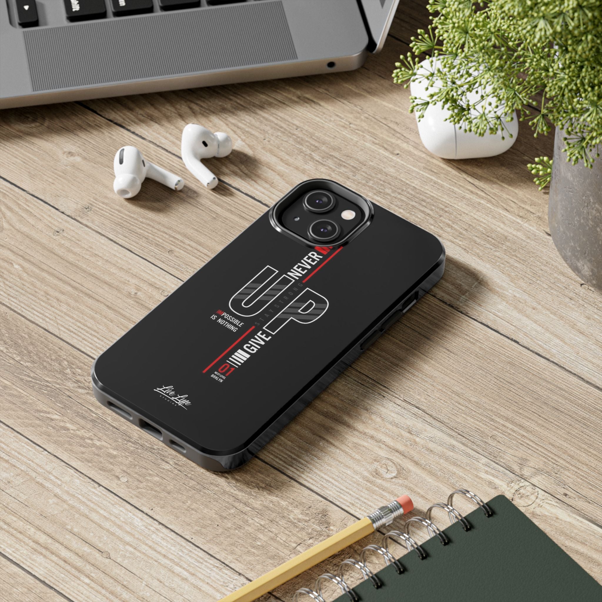 Never Give Up Motivational Phone Case – Sleek Black Inspirational Cover